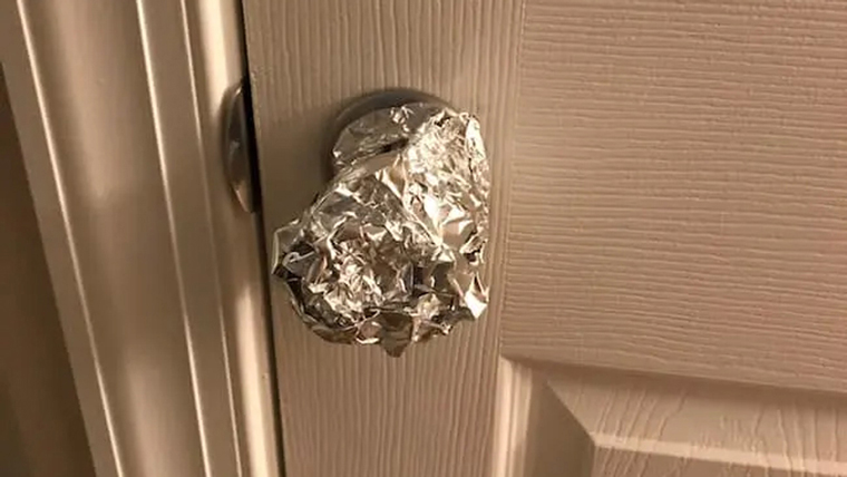 Protect Door Hardware While Painting
