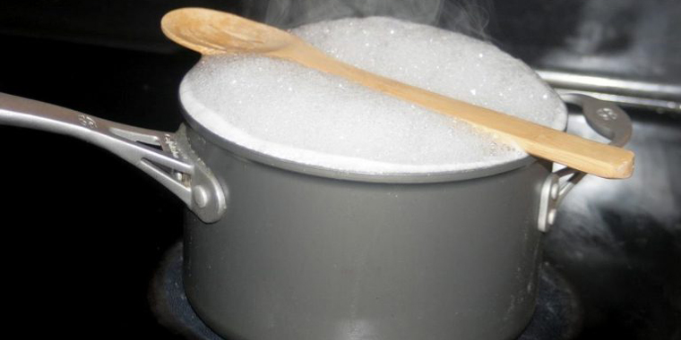 Keep Boiling Pots Under Control